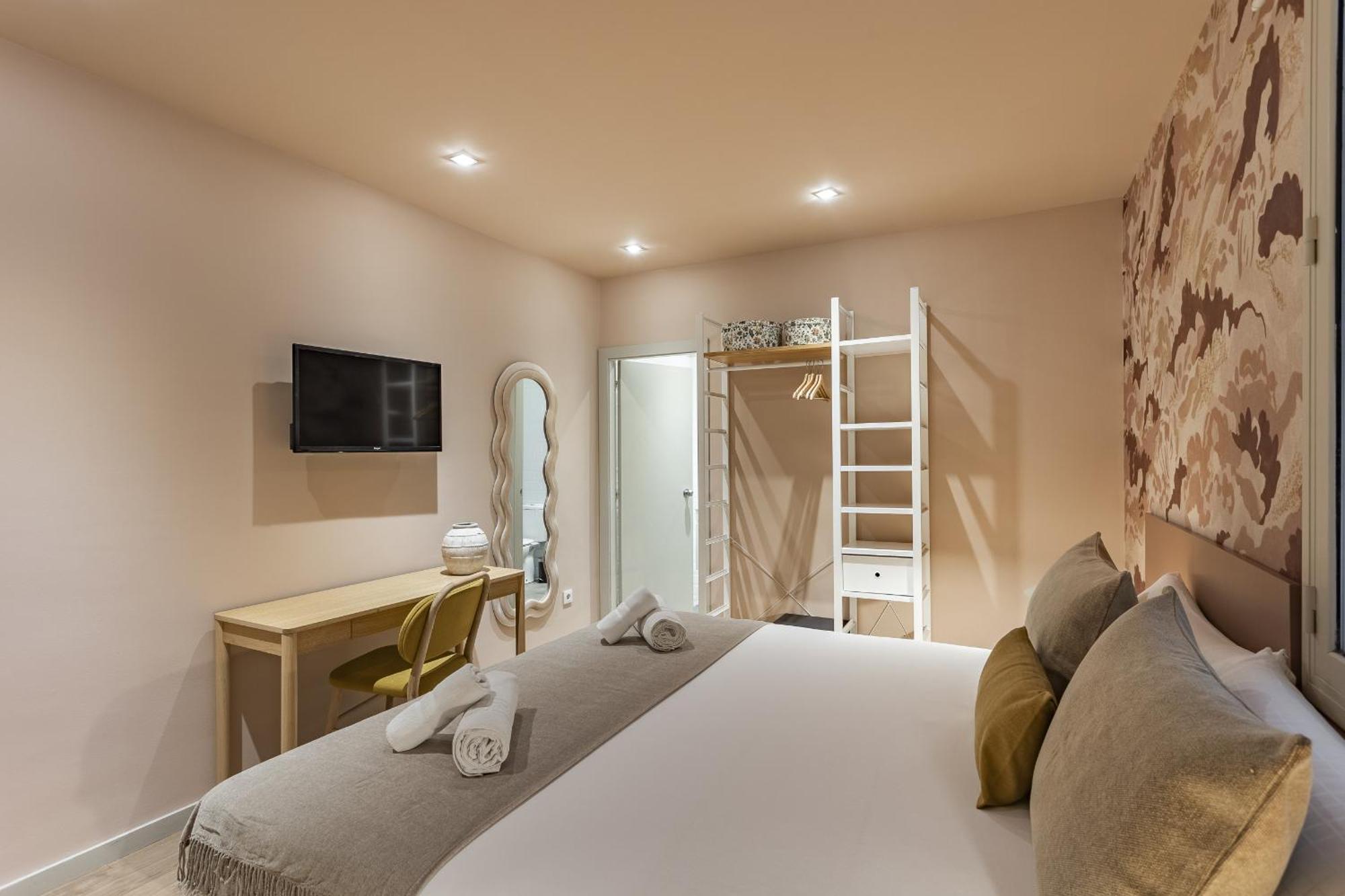 Ola Living Diagonal Guest house *